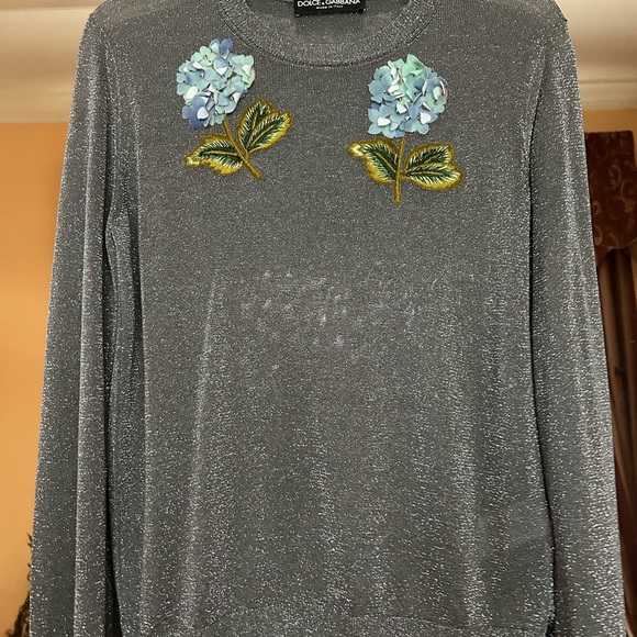 Dolce & Gabbana Gray and Blue Crew Neck Sweater with Floral Accents
Size 44 - Picture 7 of 9